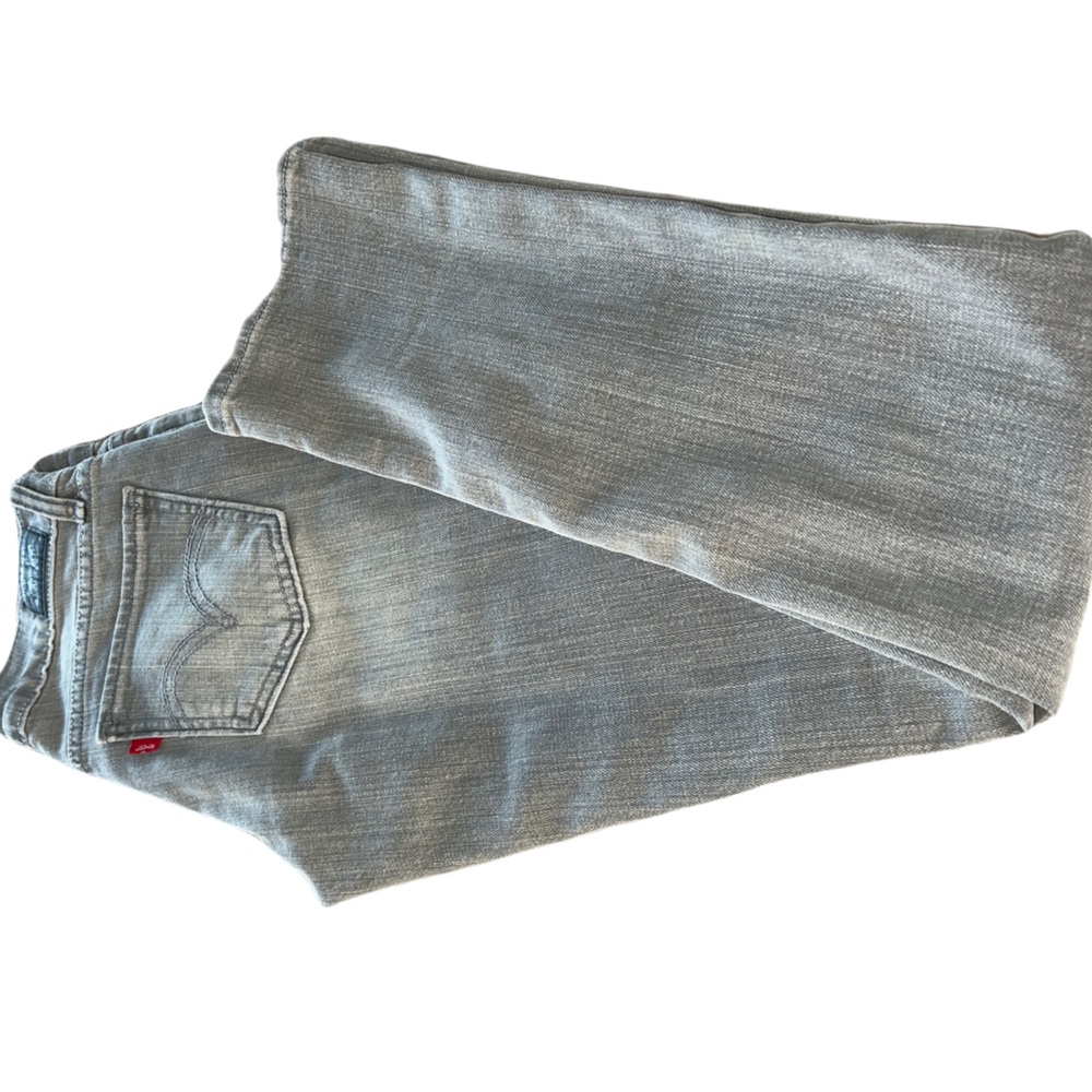 Levi’s 524 Skinny Jeans